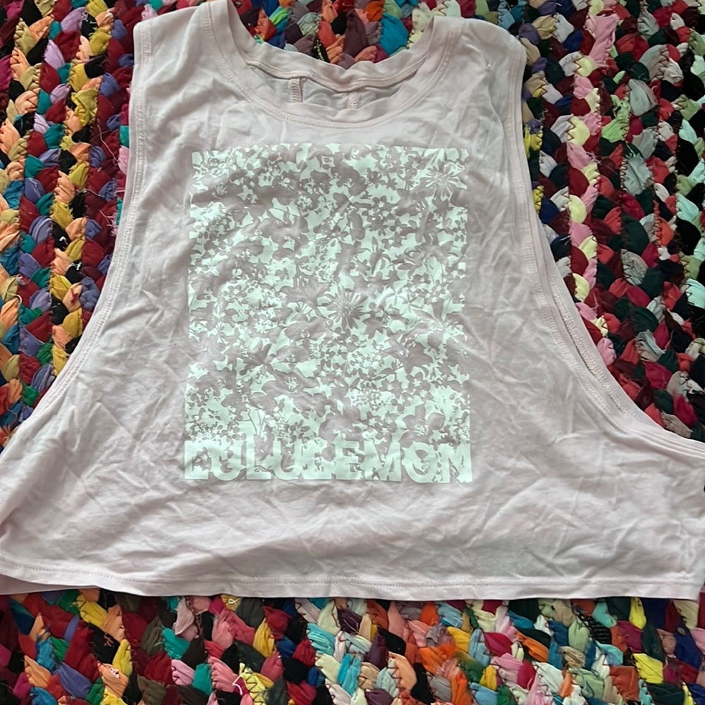 vintage light pink cropped lulu lemon tank top
